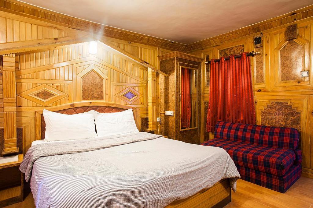 Hotel New Bharat Bhīm Tāl Zewnętrze zdjęcie
