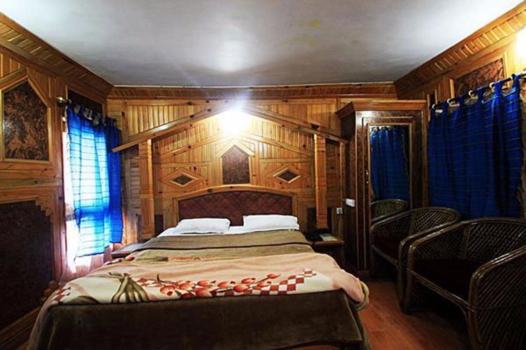 Hotel New Bharat Bhīm Tāl Zewnętrze zdjęcie