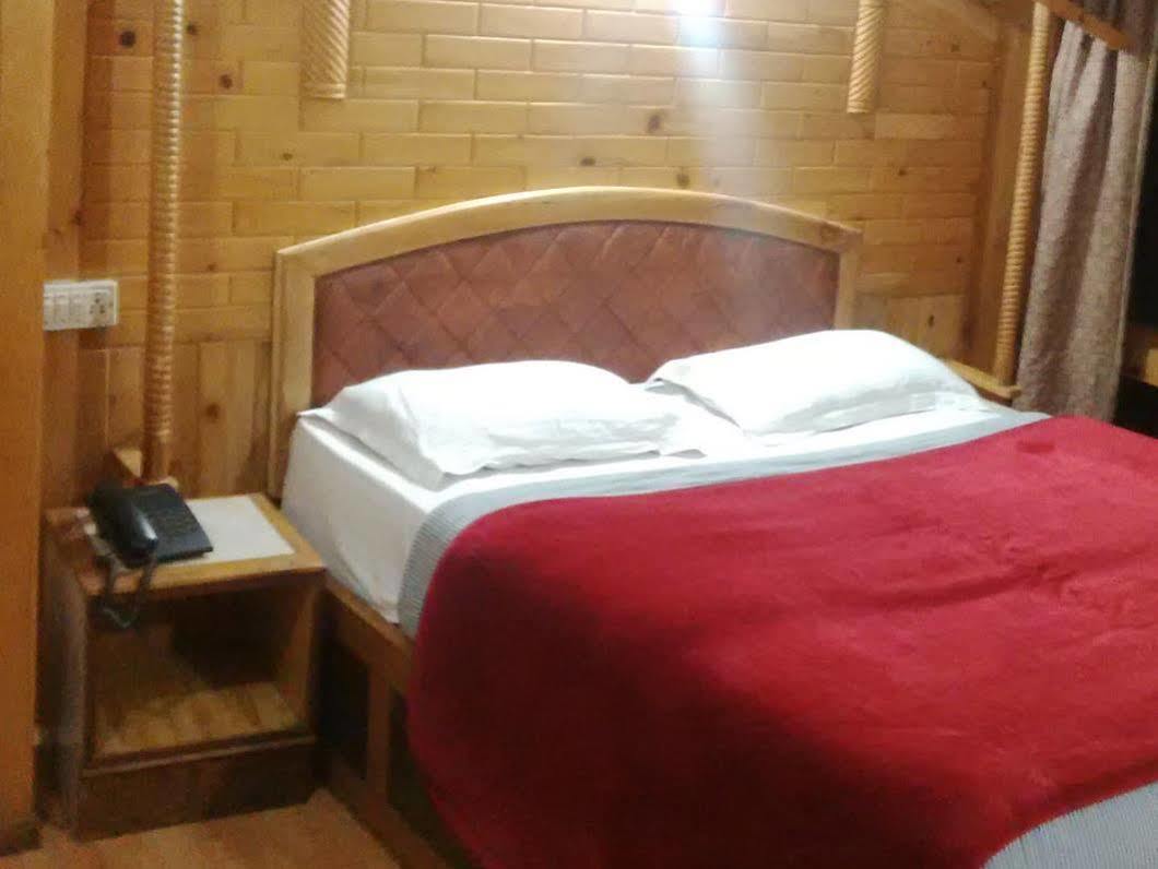 Hotel New Bharat Bhīm Tāl Zewnętrze zdjęcie